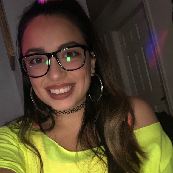 joellelaine